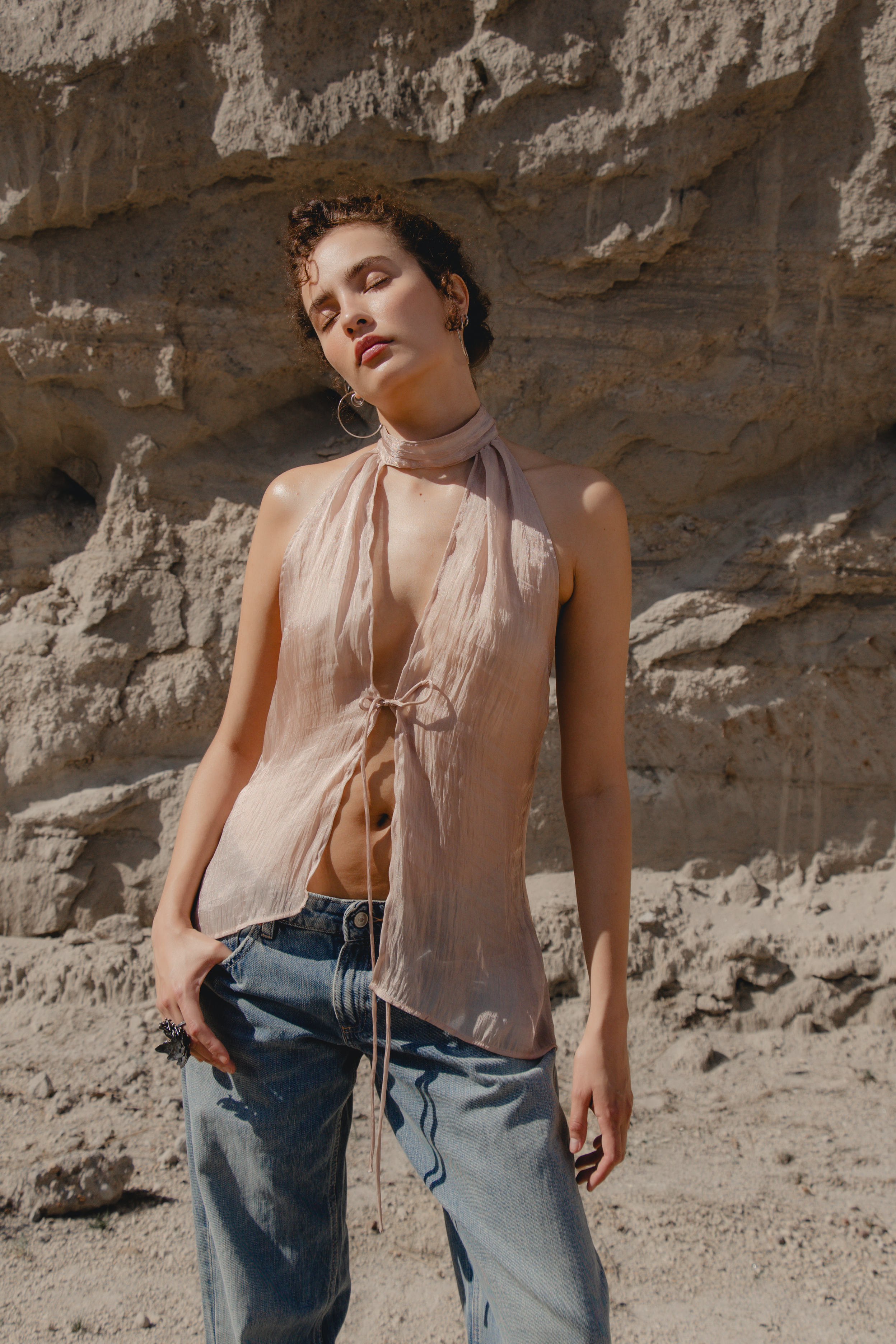 Strata Top